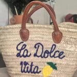 Panier en Paille Marocaine Brodé Fait Main - Logo Personnalisé en Gros